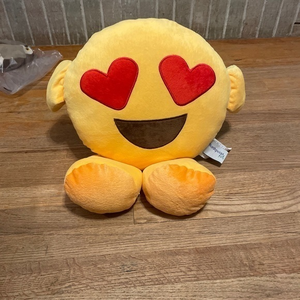Happy Face Emoji Plush Toy/Stuffed Animal Orange‎ Feet  Red Heart Eyes